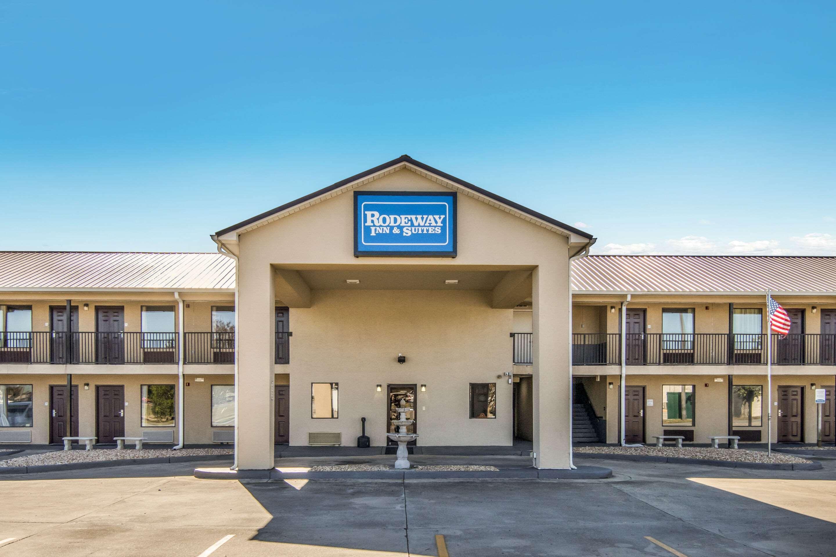 Rodeway Inn & Suites Dublin Exterior foto